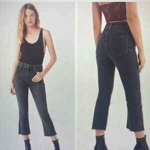 BDG Urban Outfitters black Kick Flare, high-rise cropped jeans size 27